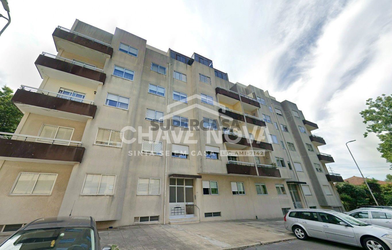 Apartamento de 4 dormitorios en Vila Nova de Gaia, Portugal No. 238667