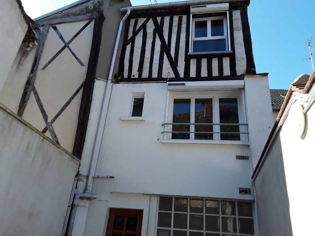 Edifício T4 em Houdan, France N.º 182923