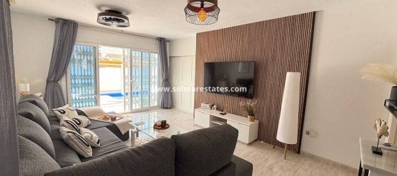 3 غرف نوم منزل في Alicante, Spain رقم 187975 3