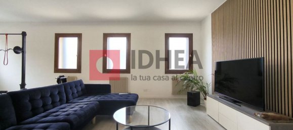 2-salle Appartement à Carbonera, Italy No. 297427 2
