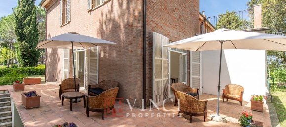 Villa de 7 dormitorios en San Ginesio, Italy No. 295144 3