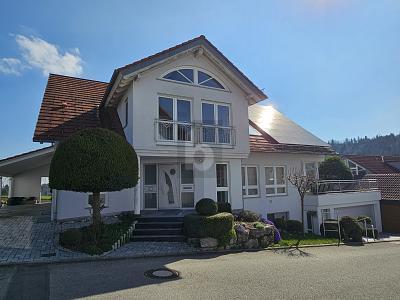 Moradia em banda de 7 divisões em Tubingen, Germany N.º 275003