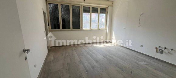 4 rooms Office in Cercola, Italy No. 202006 13