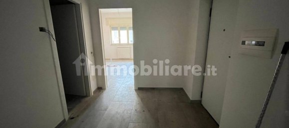 4 rooms Office in Cercola, Italy No. 202006 2