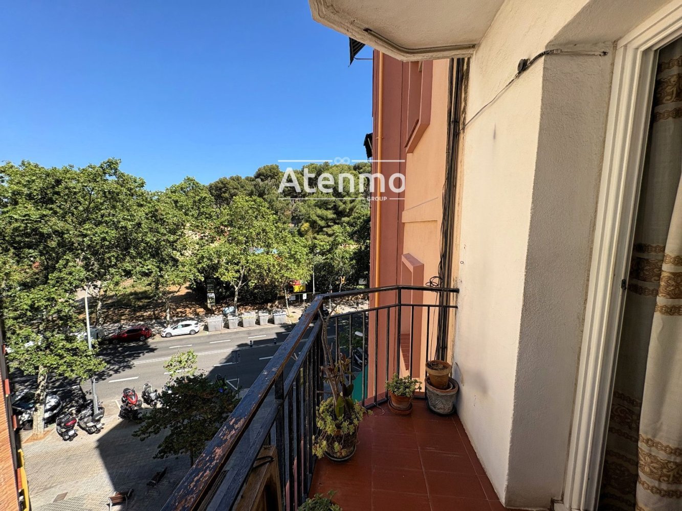 3 bedrooms Apartment in Horta-Guinardo, Spain No. 184099