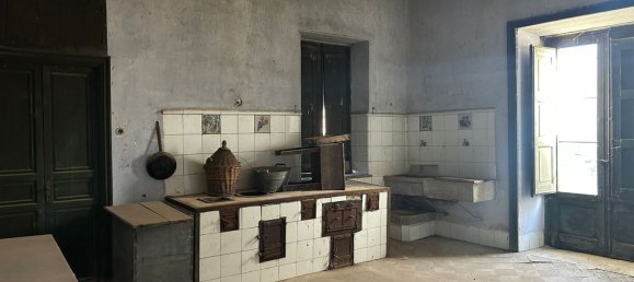 17 rooms House in Petralia Soprana, Italy No. 118488 12