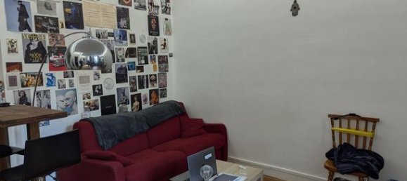 Studio in Paris, France No. 315695 2