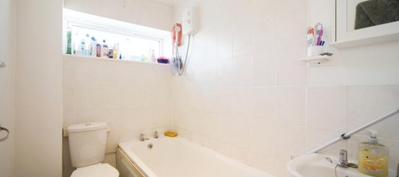 2 bedrooms Apartment in London, United Kingdom No. 11482 12