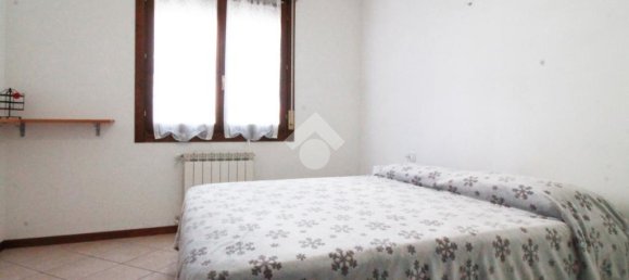 2 Schlafzimmer Wohnung in Prato, Italy, Nr. 272076 8