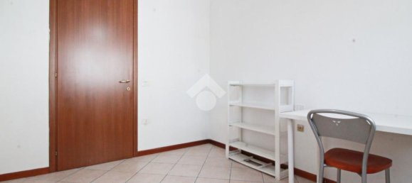 2 Schlafzimmer Wohnung in Prato, Italy, Nr. 272076 15