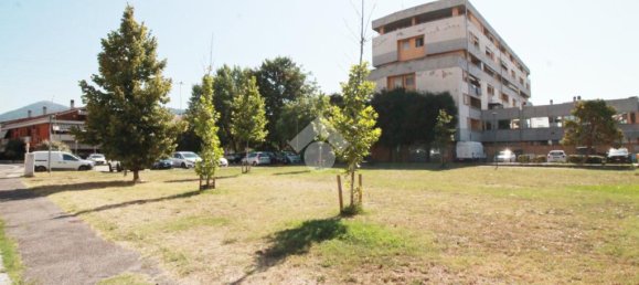 2 Schlafzimmer Wohnung in Prato, Italy, Nr. 272076 17