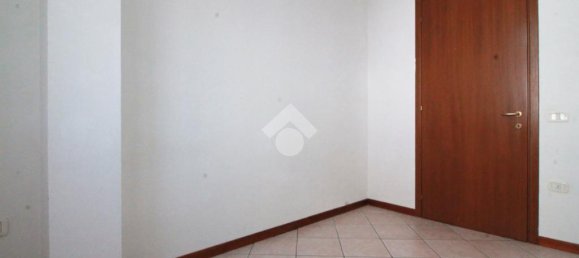 2 Schlafzimmer Wohnung in Prato, Italy, Nr. 272076 13