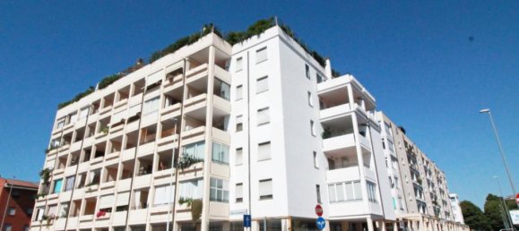 2 Schlafzimmer Wohnung in Prato, Italy, Nr. 272076 19