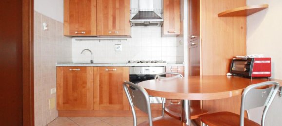 2 Schlafzimmer Wohnung in Prato, Italy, Nr. 272076 3