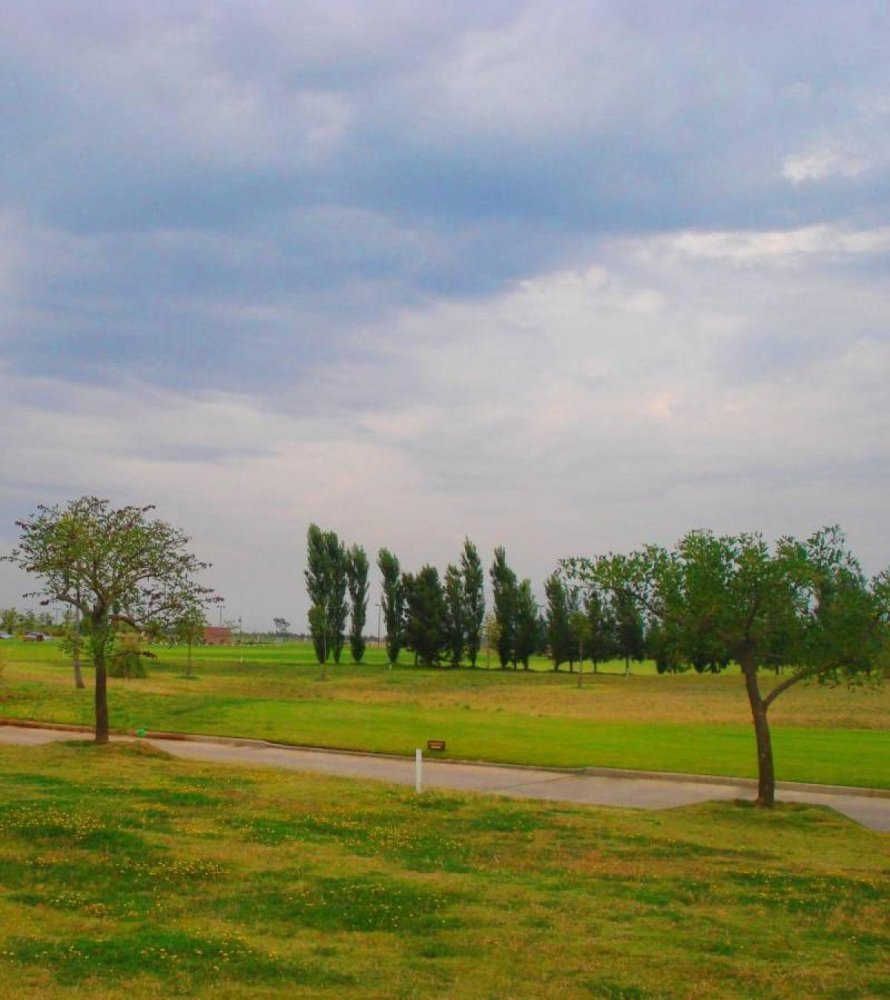  Land in Tigre, Argentina No. 42444