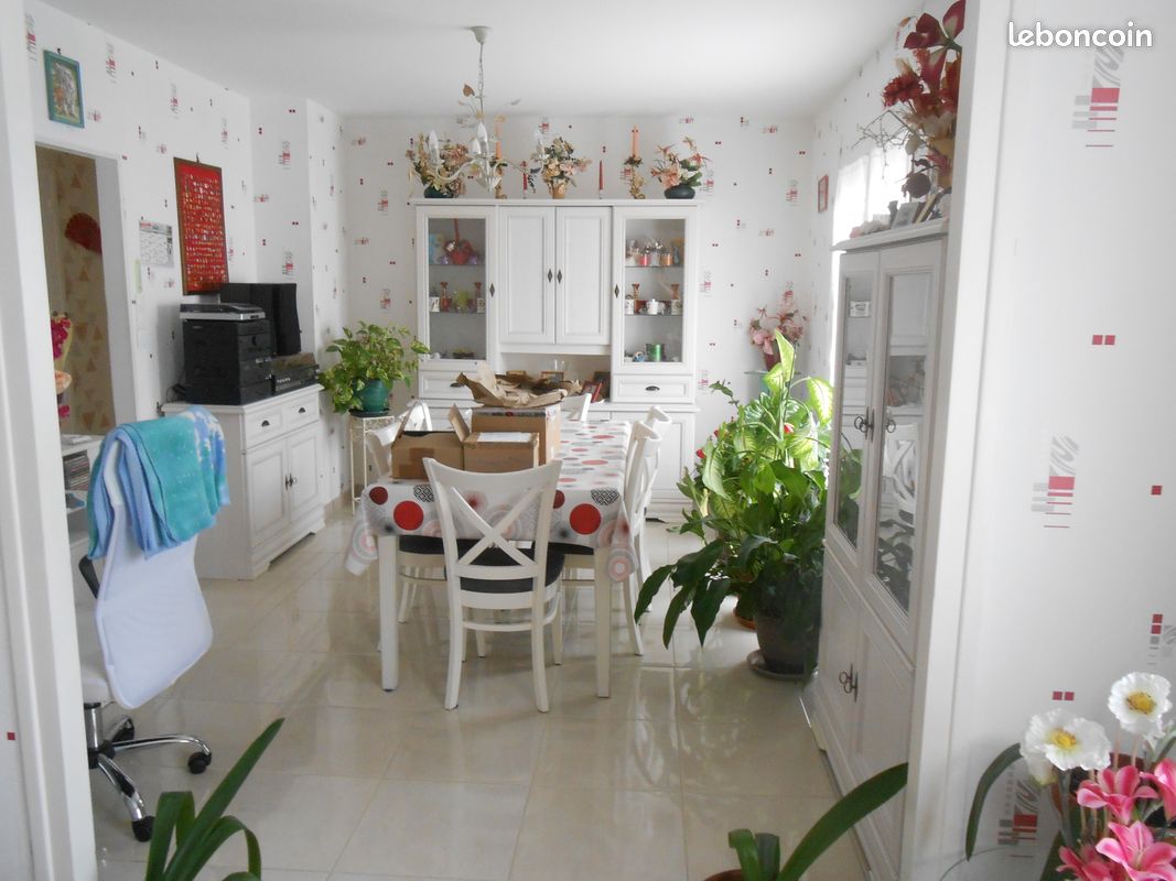 Casa de 2 dormitorios en Blois, France No. 276728