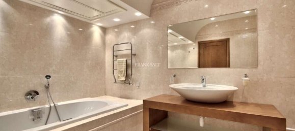 3 bedrooms Apartment in Sliema, Malta No. 3264 16