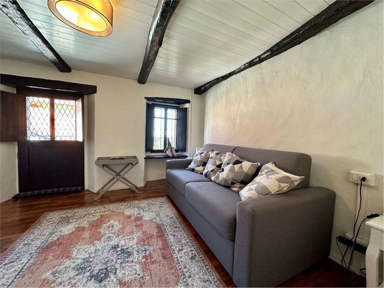 3 rooms Apartment in Stresa, Italy No. 276327