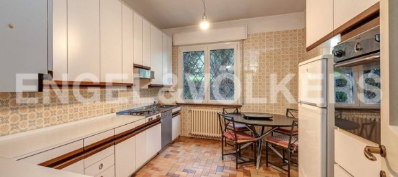 Apartamento de 3 dormitorios en Suello, Italy No. 131400 5