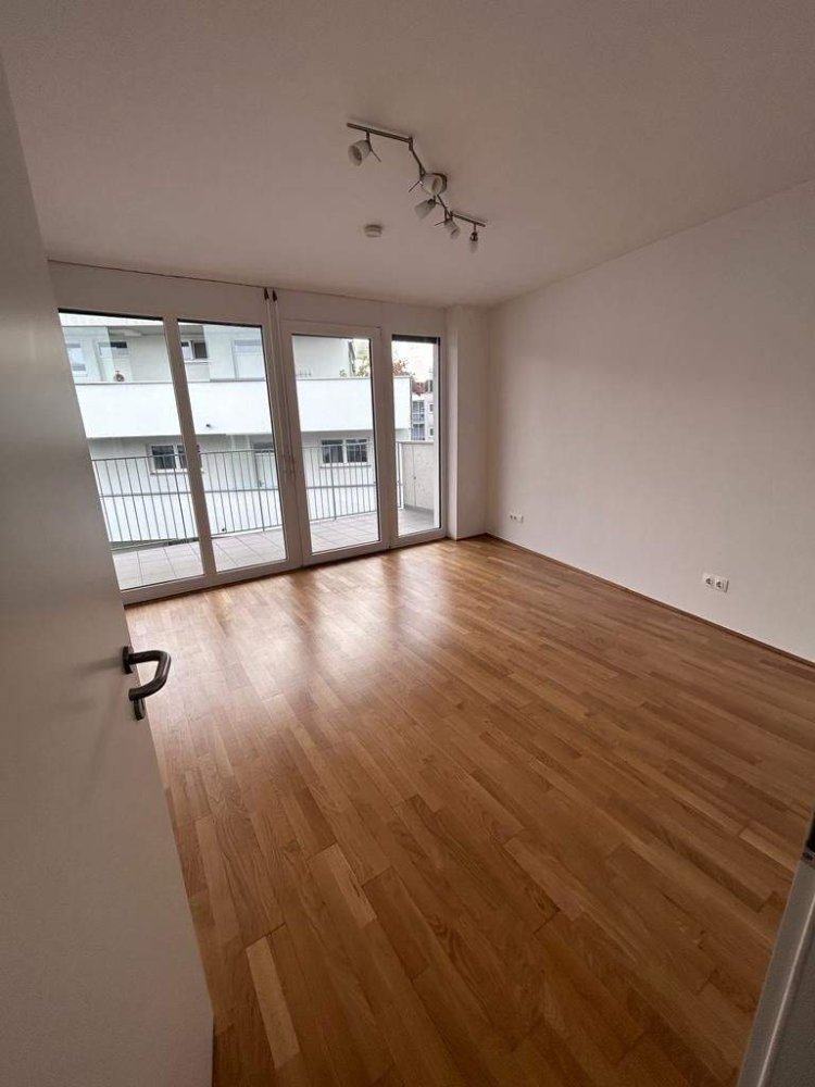 3غرفة شقة في Graz, Austria رقم 193541