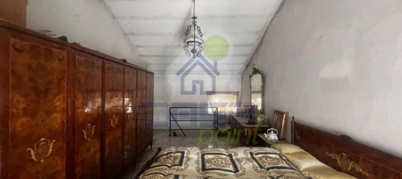 3 bedrooms House in Miradolo Terme, Italy No. 359525 14