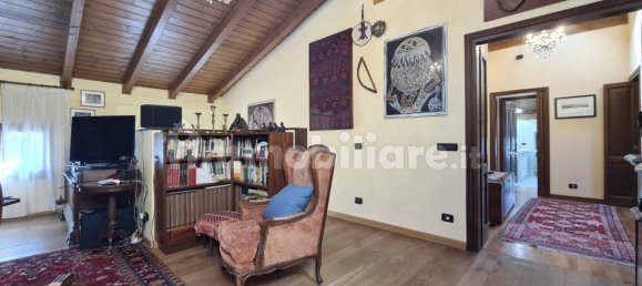 3 Schlafzimmer Wohnung in Modena, Italy, Nr. 213430 20