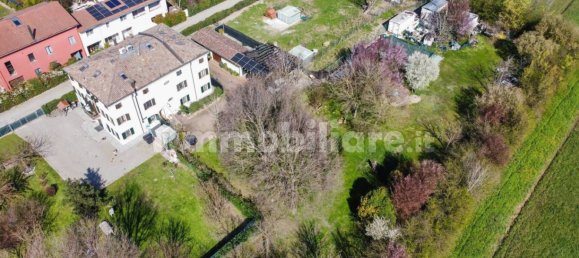 3 Schlafzimmer Wohnung in Modena, Italy, Nr. 213430 43