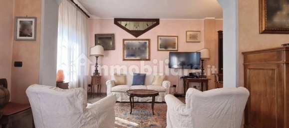 3 Schlafzimmer Wohnung in Modena, Italy, Nr. 213430 6