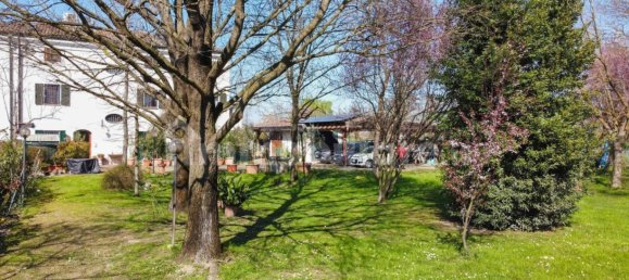 3 Schlafzimmer Wohnung in Modena, Italy, Nr. 213430 37