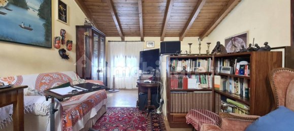 3 Schlafzimmer Wohnung in Modena, Italy, Nr. 213430 23