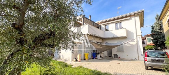 6 bedrooms Villa in Forlì, Italy No. 342094 46