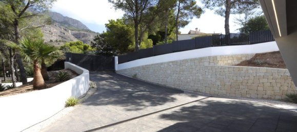 4 bedrooms Villa in Altea, Spain No. 3649 7