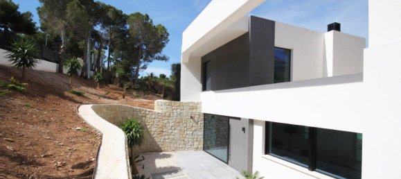4 bedrooms Villa in Altea, Spain No. 3649 16