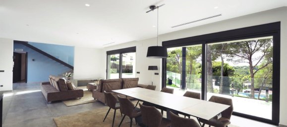 4 bedrooms Villa in Altea, Spain No. 3649 3