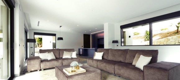 4 bedrooms Villa in Altea, Spain No. 3649 9