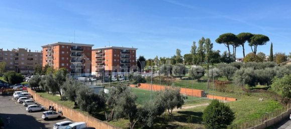 Apartamento de 3 dormitorios en Mentana, Italy No. 47720 3