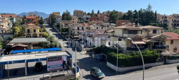 Apartamento de 3 dormitorios en Mentana, Italy No. 47720 5