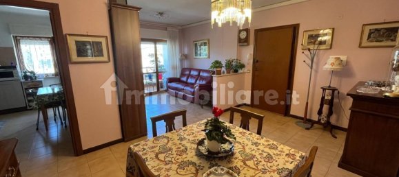 Apartamento de 3 dormitorios en Mentana, Italy No. 47720 8