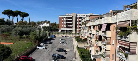 Apartamento de 3 dormitorios en Mentana, Italy No. 47720 4