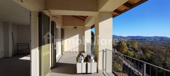 3 غرف نوم منزل ذو طابقين في Inverigo, Italy رقم 133761 34