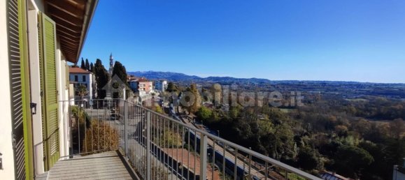 3 غرف نوم منزل ذو طابقين في Inverigo, Italy رقم 133761 18