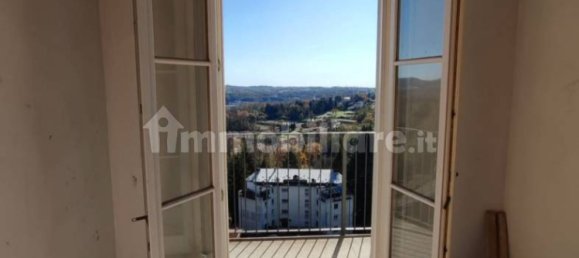 3 غرف نوم منزل ذو طابقين في Inverigo, Italy رقم 133761 13