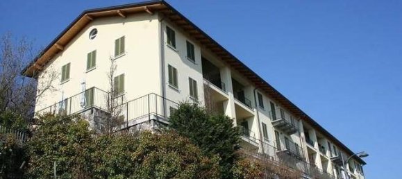 3 غرف نوم منزل ذو طابقين في Inverigo, Italy رقم 133761 48