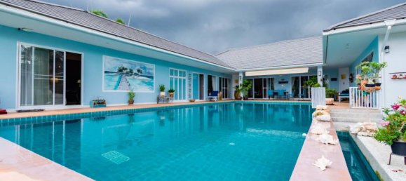 Villa de 4 dormitorios en Hua Hin, Thailand No. 20468 10