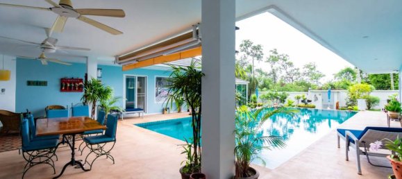 Villa de 4 dormitorios en Hua Hin, Thailand No. 20468 2