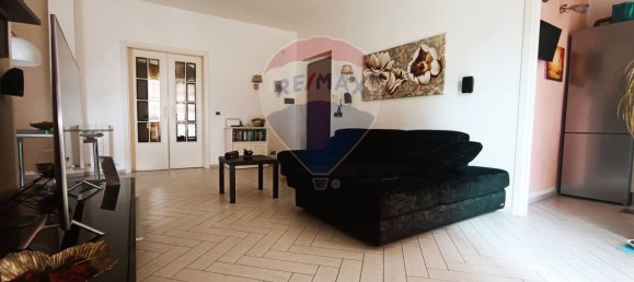 3 bedrooms Apartment in Livorno, Italy No. 295027 3