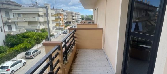 Дуплекс с 3 комнатами в Альба Адриатика, Италия № 294266 20