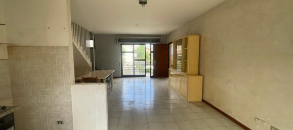 Дуплекс с 3 комнатами в Альба Адриатика, Италия № 294266 9