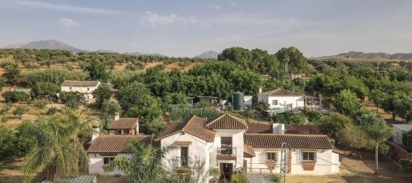 5 bedrooms Castles in Coin, Spain No. 142704 20