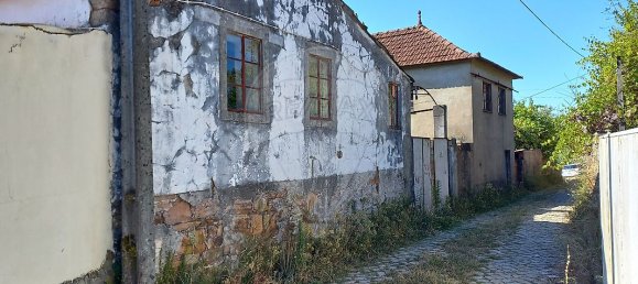 2 bedrooms House in Figueiro dos Vinhos, Portugal No. 18862 2